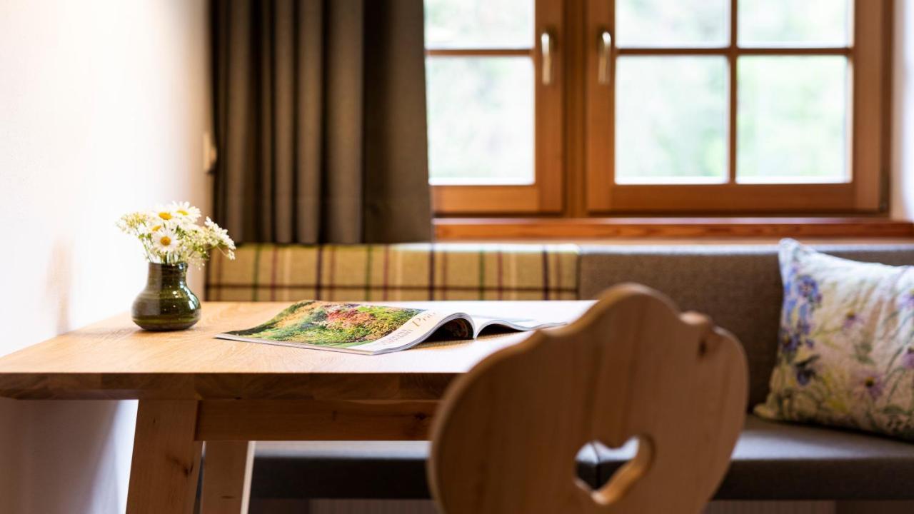 Natura Boutique Chalet Wellness Spa Dobbiaco Esterno foto