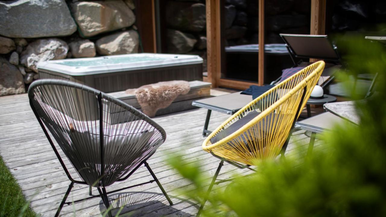 Natura Boutique Chalet Wellness Spa Dobbiaco Esterno foto