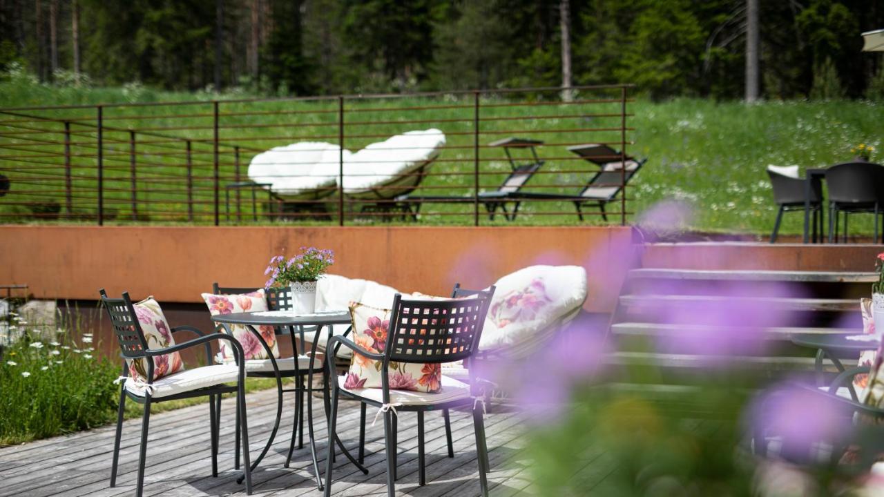Natura Boutique Chalet Wellness Spa Dobbiaco Esterno foto