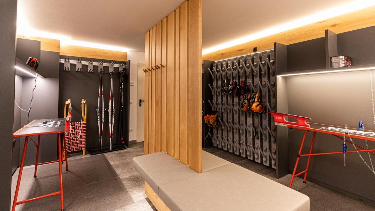 Natura Boutique Chalet Wellness Spa Dobbiaco Esterno foto
