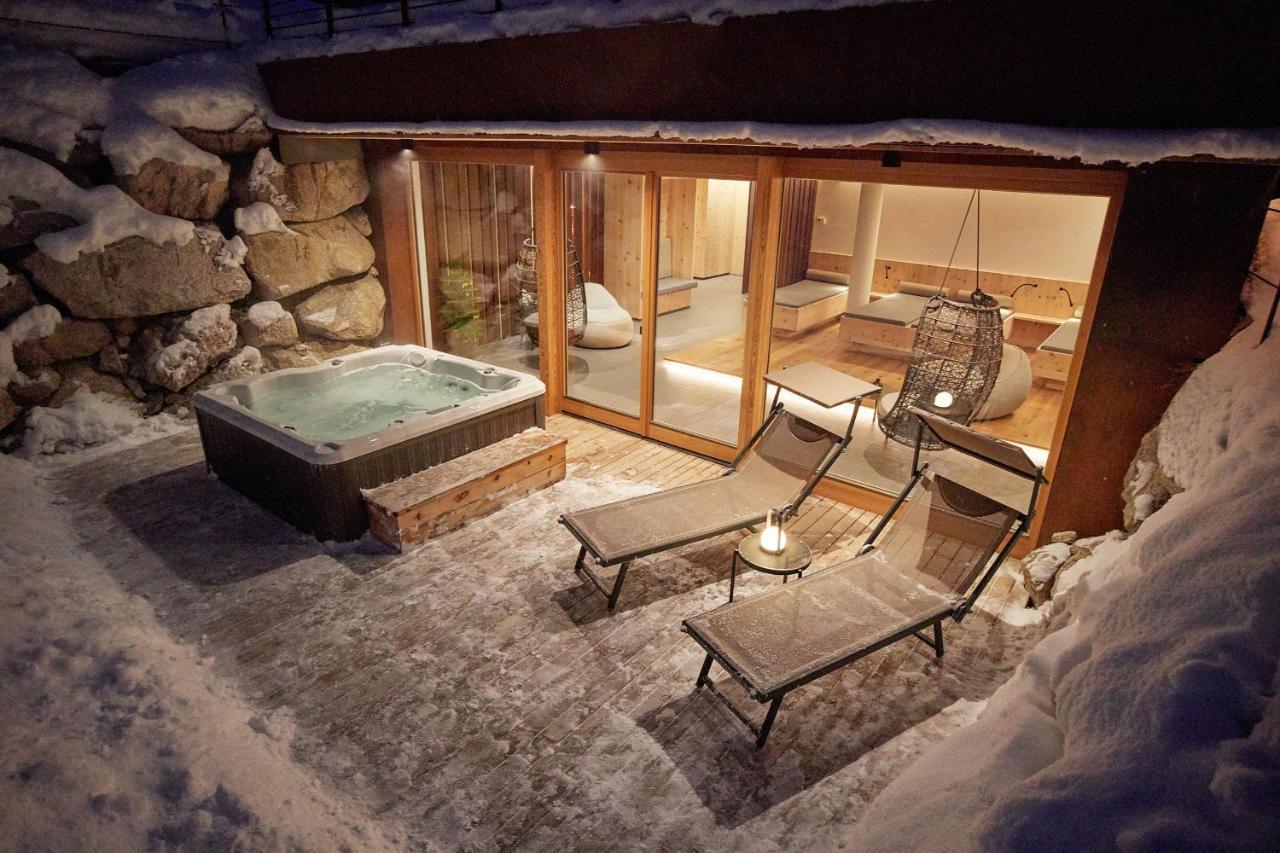 Natura Boutique Chalet Wellness Spa Dobbiaco Esterno foto