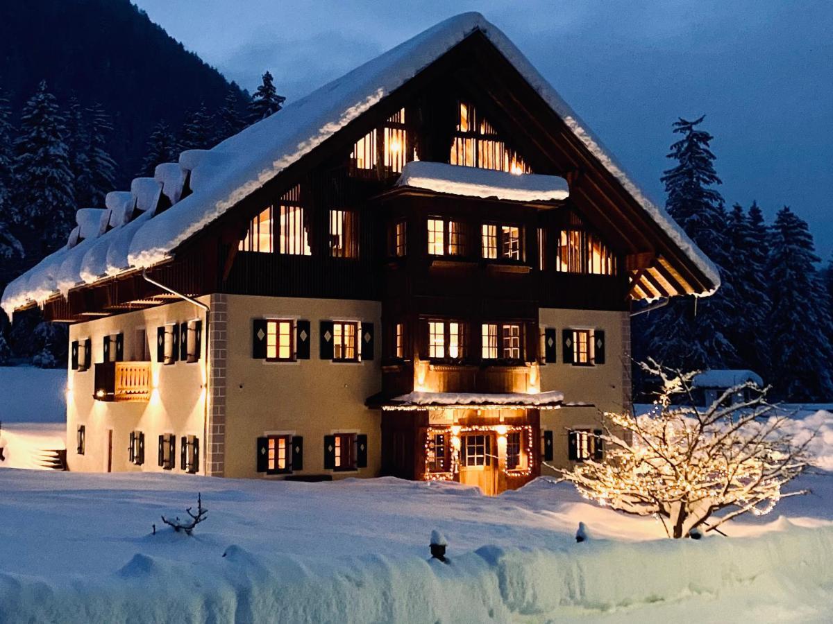 Natura Boutique Chalet Wellness Spa Dobbiaco Esterno foto