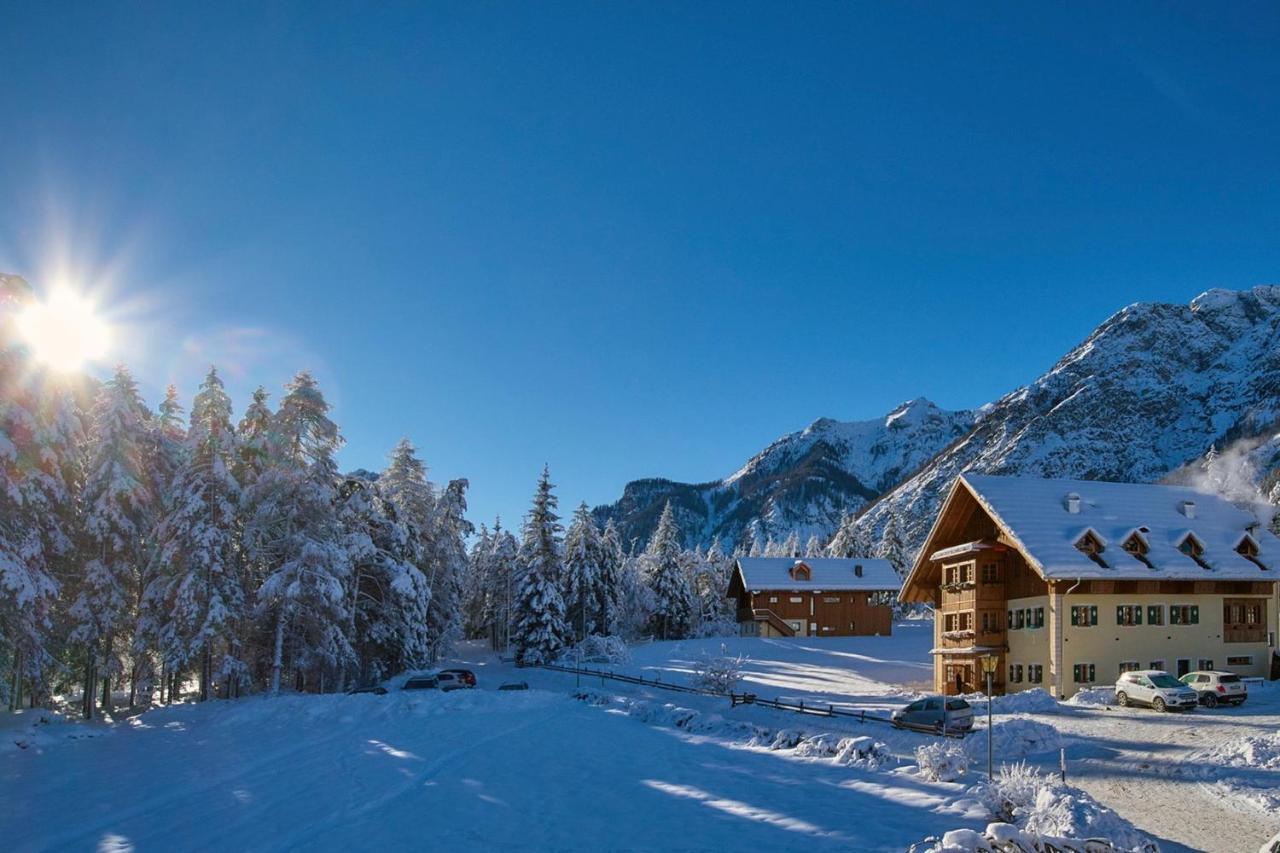 Natura Boutique Chalet Wellness Spa Dobbiaco Esterno foto