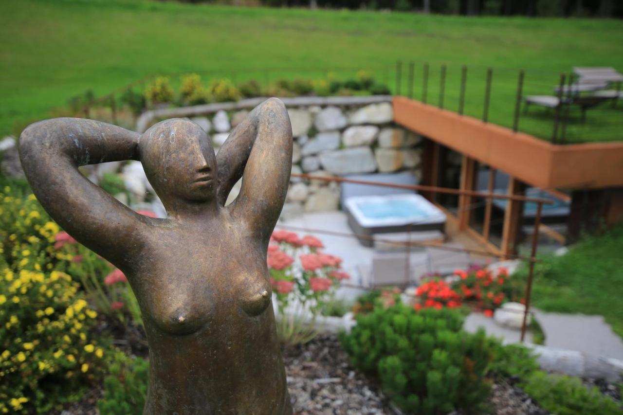Natura Boutique Chalet Wellness Spa Dobbiaco Esterno foto